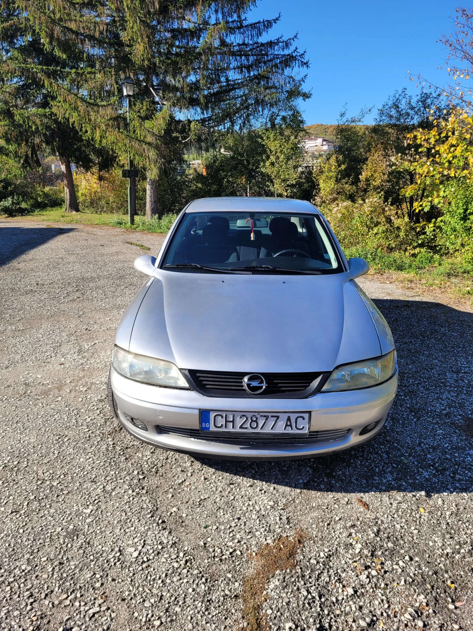 Opel Vectra 1.6 - изображение 2