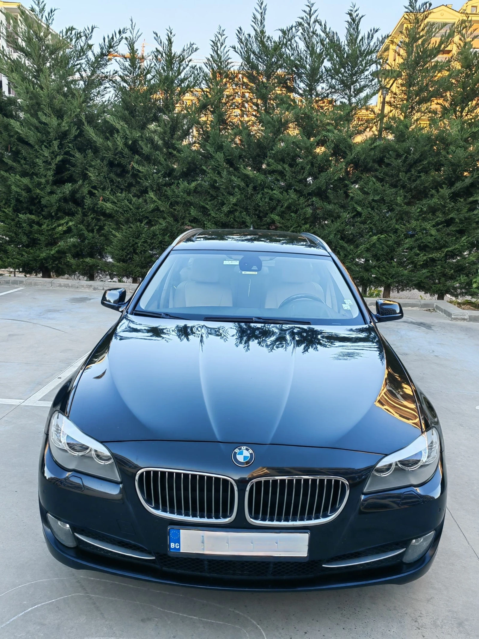 BMW 520 Комби - изображение 4