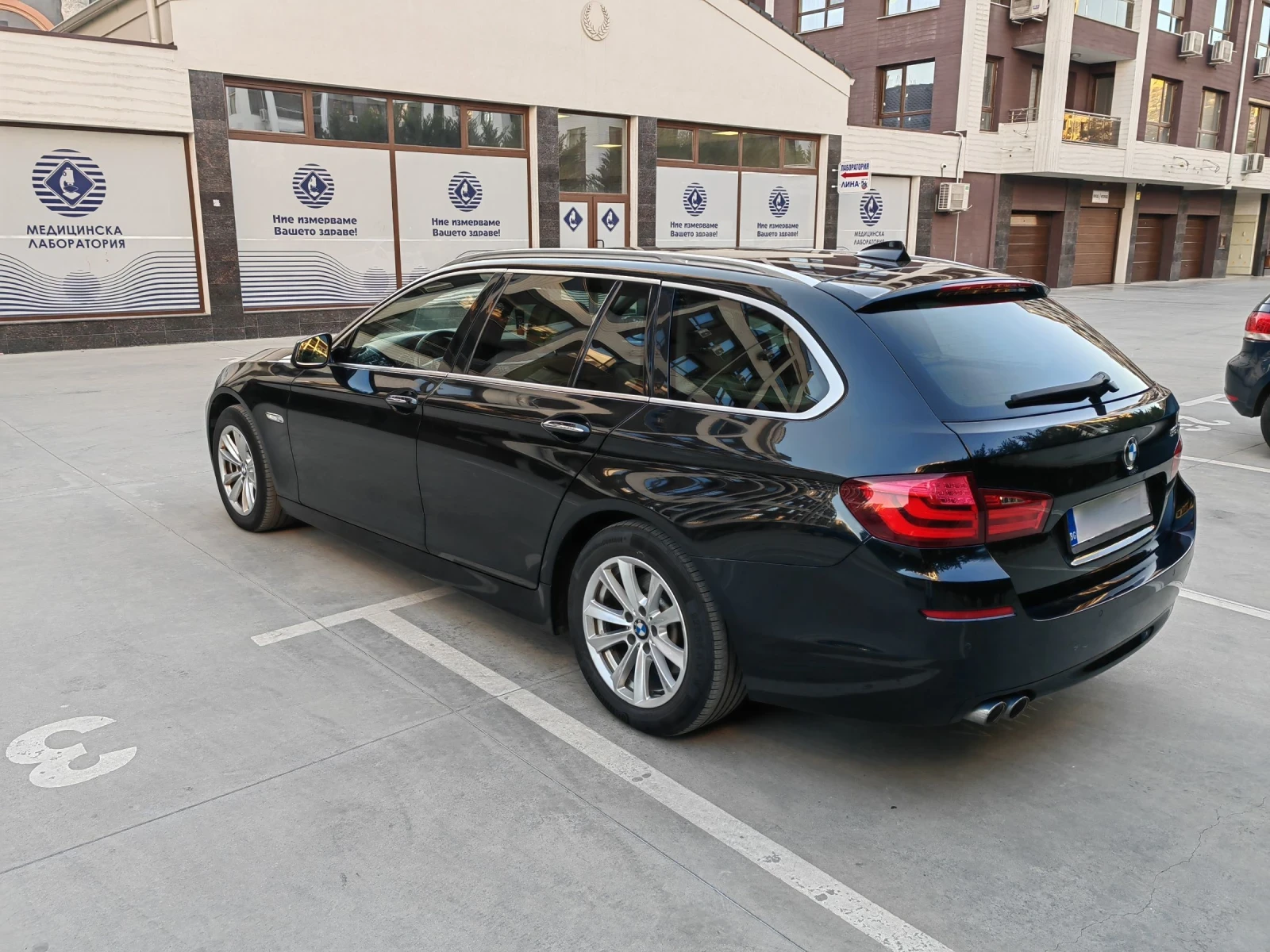 BMW 520 Комби - изображение 3