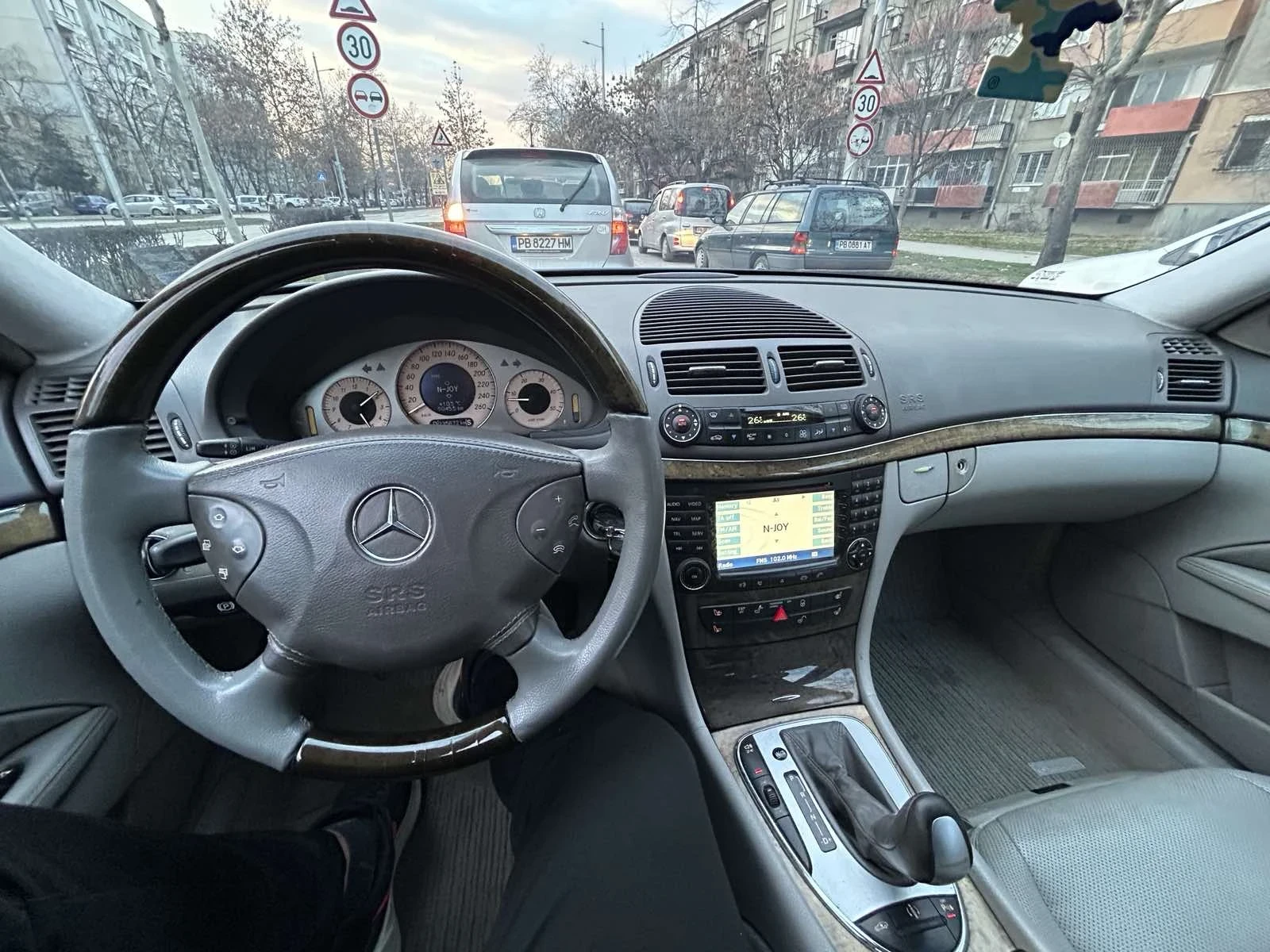 Mercedes-Benz E 320 �������� | Mobile.bg � ����������� 5