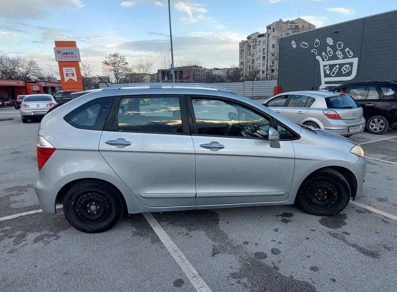 Honda Fr-v 6-местна - изображение 5