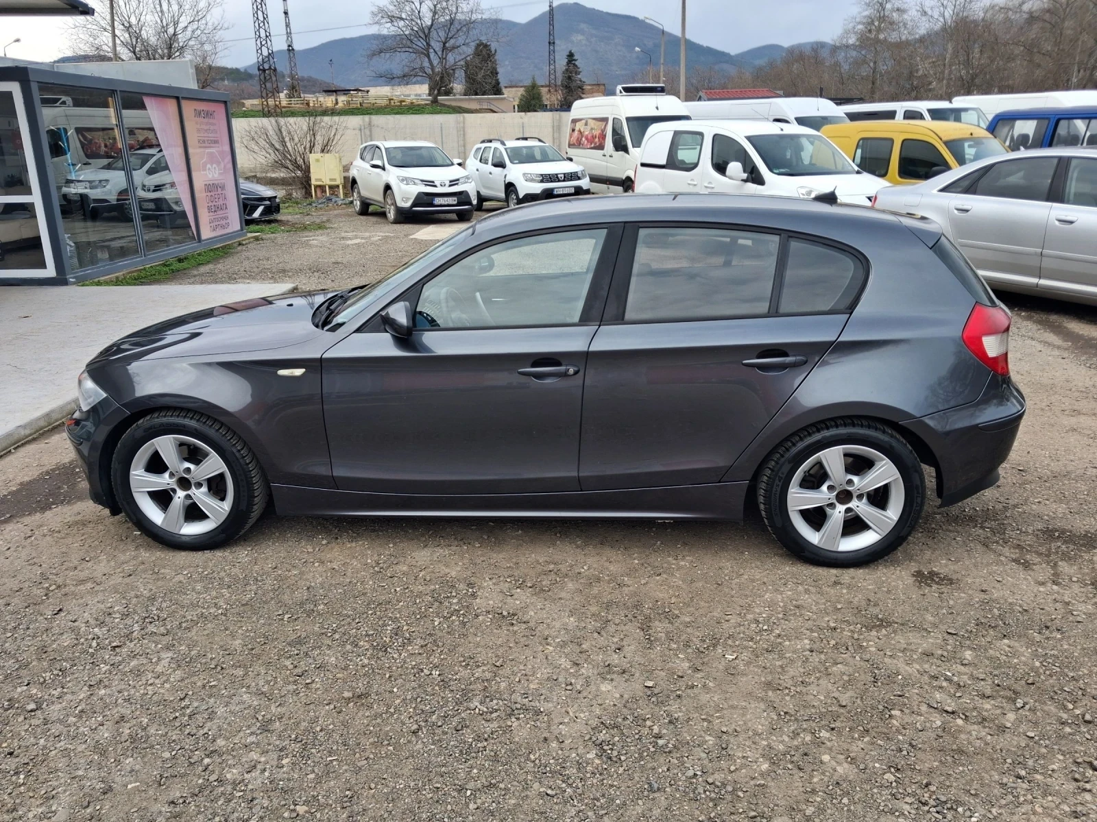BMW 118 2.0, 122 к.с, 6 скорости, темпомат,  ТОП - изображение 8