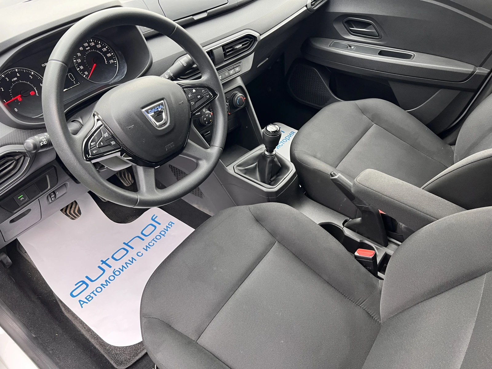 Dacia Sandero ESSENTIAL/1.0TCE/91K.C./5MT/LPG/ГАРАНЦИЯ - изображение 8
