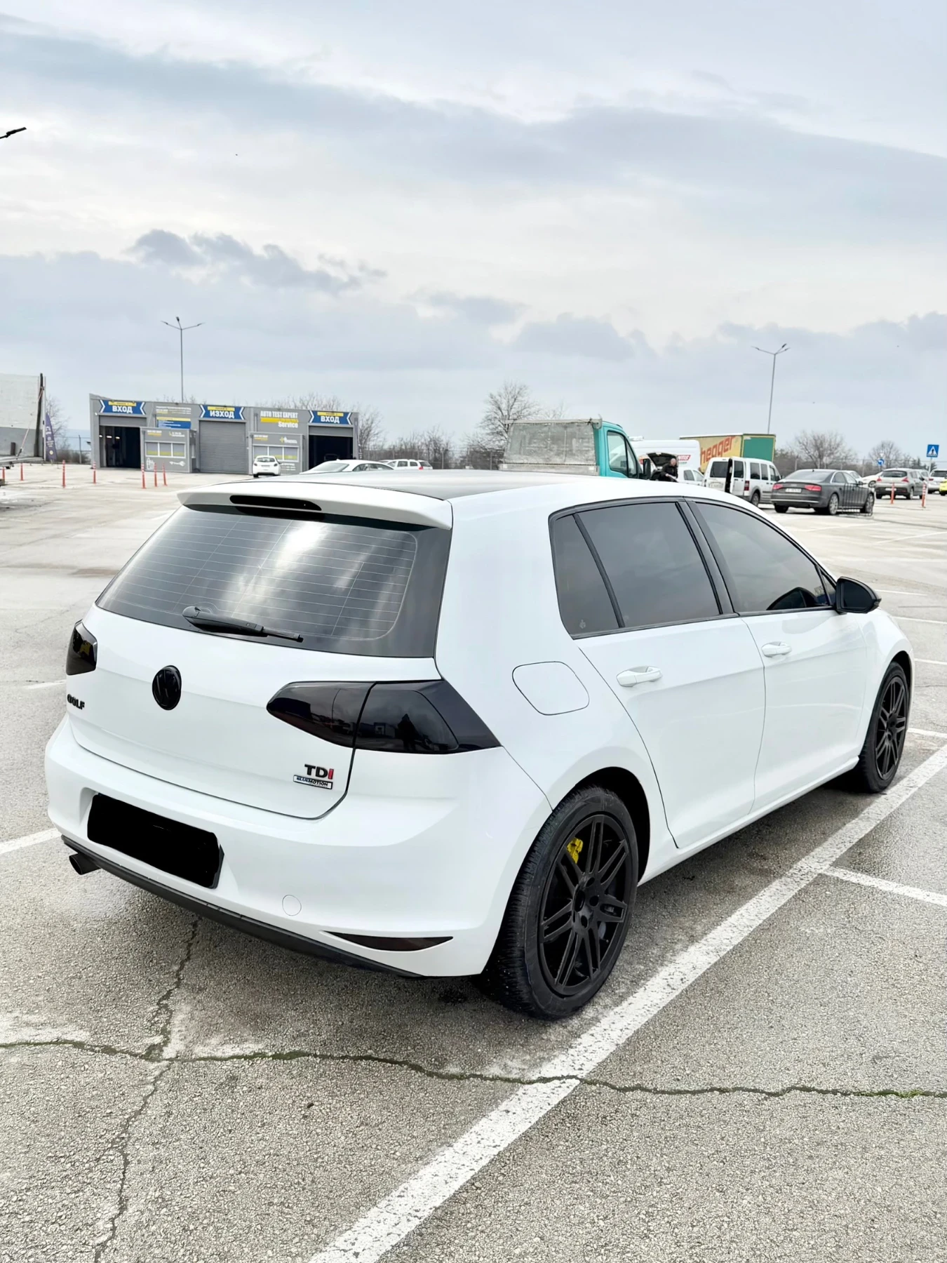 VW Golf TDI, снимка 3 - Автомобили и джипове - 54028191