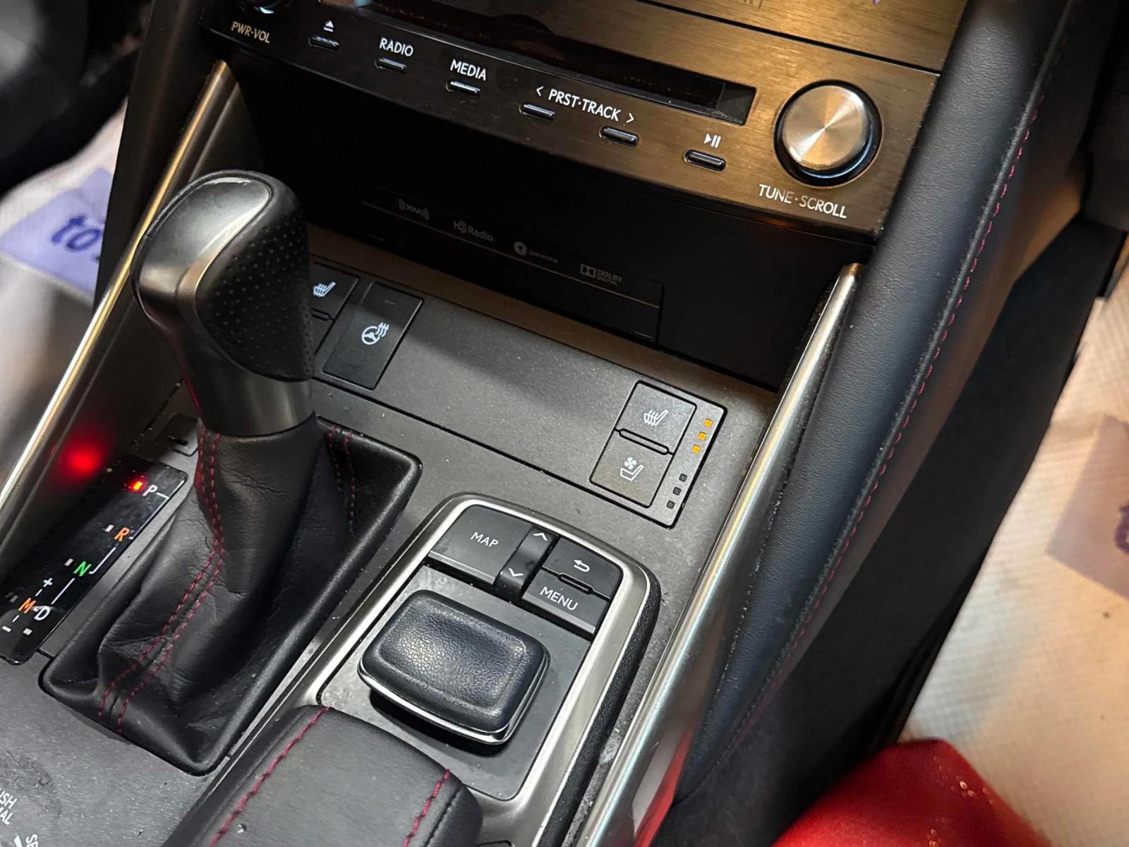 Lexus IS 300 F-SPORT * * CARFAX * * АВТО КРЕДИТ * * , снимка 10 - Автомобили и джипове - 54083187