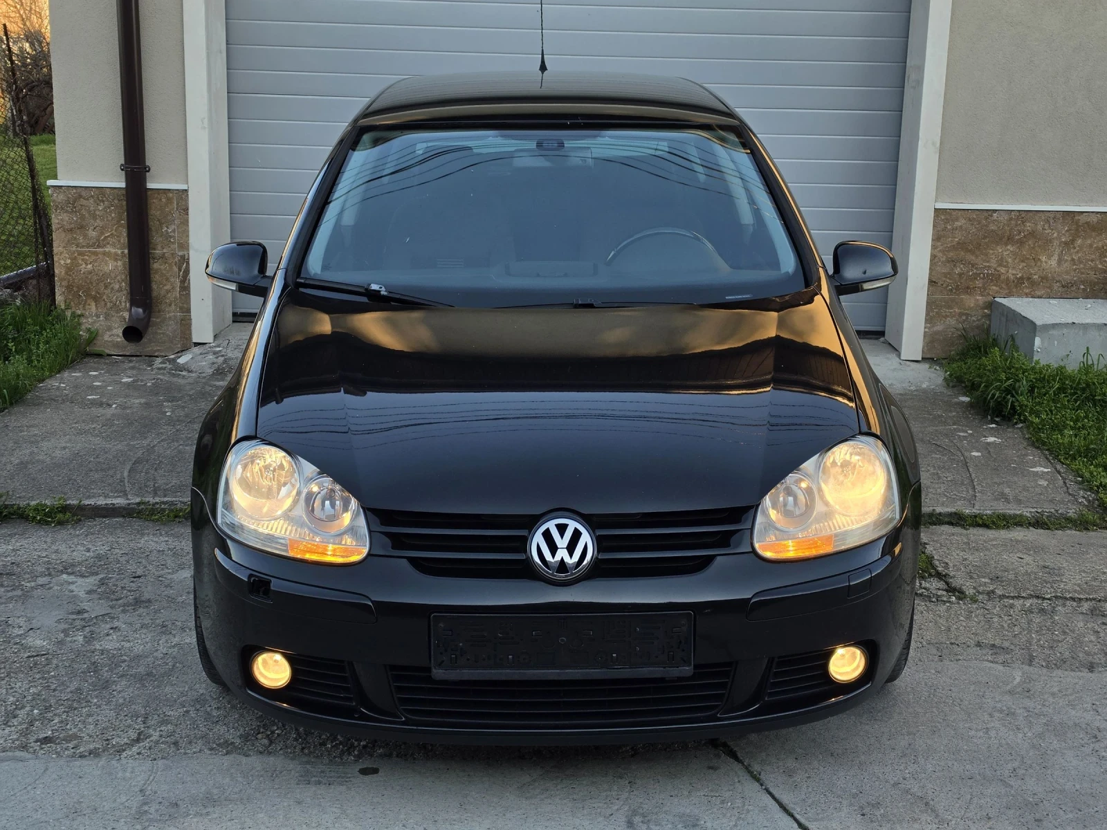 VW Golf United 1.9 TDI, снимка 2 - Автомобили и джипове - 54114450