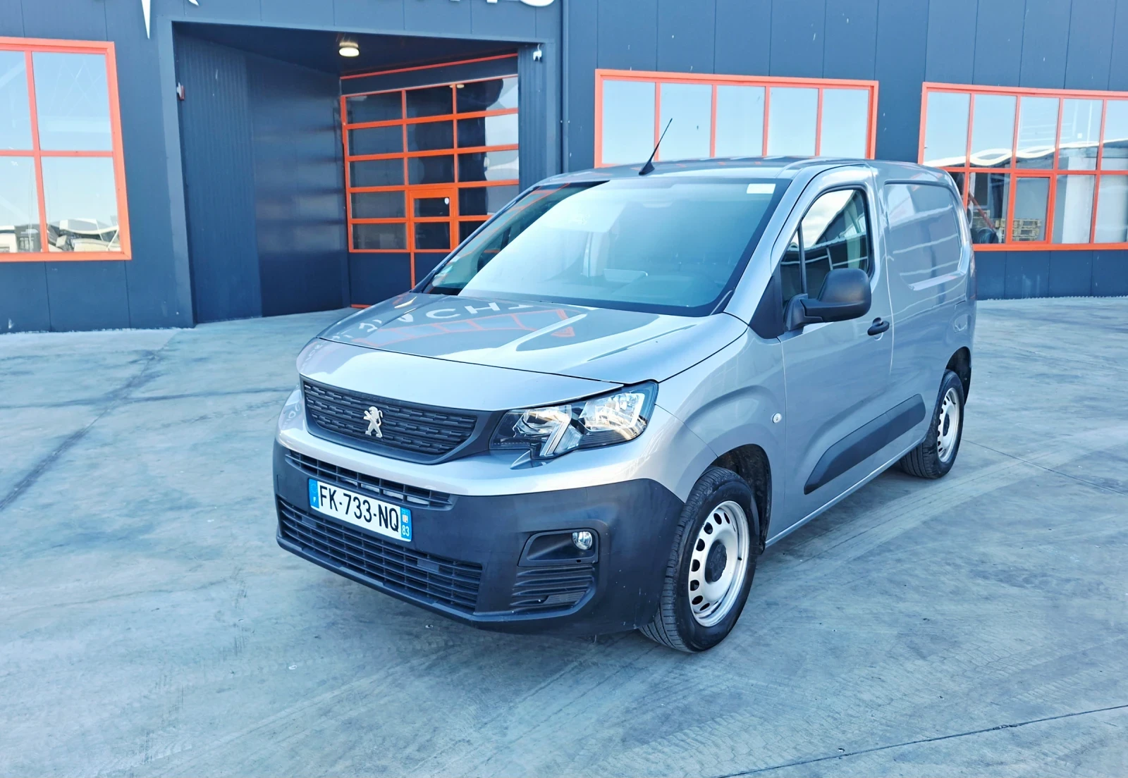 Peugeot Partner 3 места - 63 000 km
