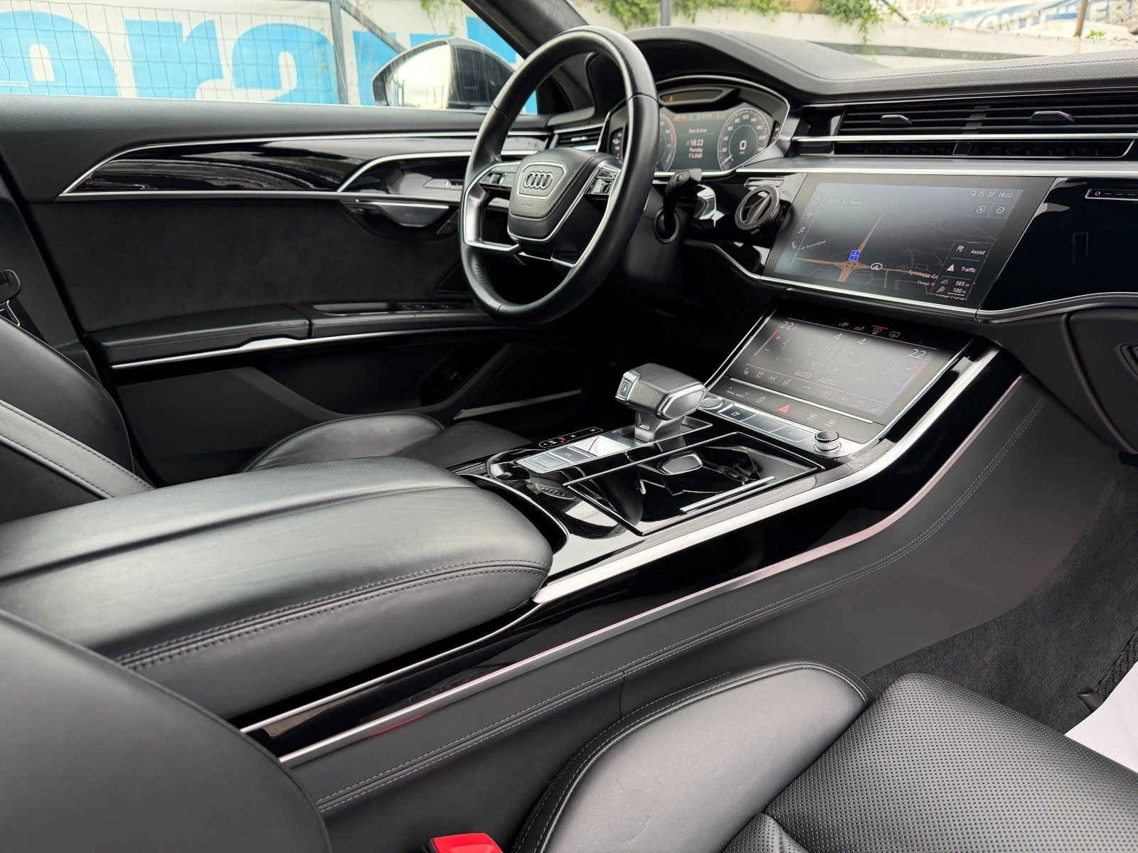 Audi A8 60TFSIe PLUG IN/QUATTRO/FULL/MATRIX, снимка 15 - Автомобили и джипове - 54457854