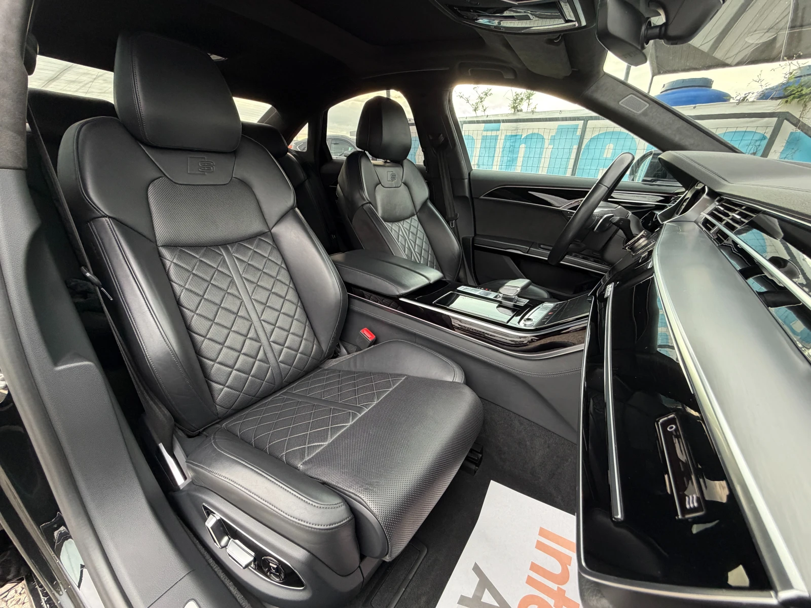 Audi A8 60TFSIe PLUG IN/QUATTRO/FULL/MATRIX, снимка 14 - Автомобили и джипове - 54457854