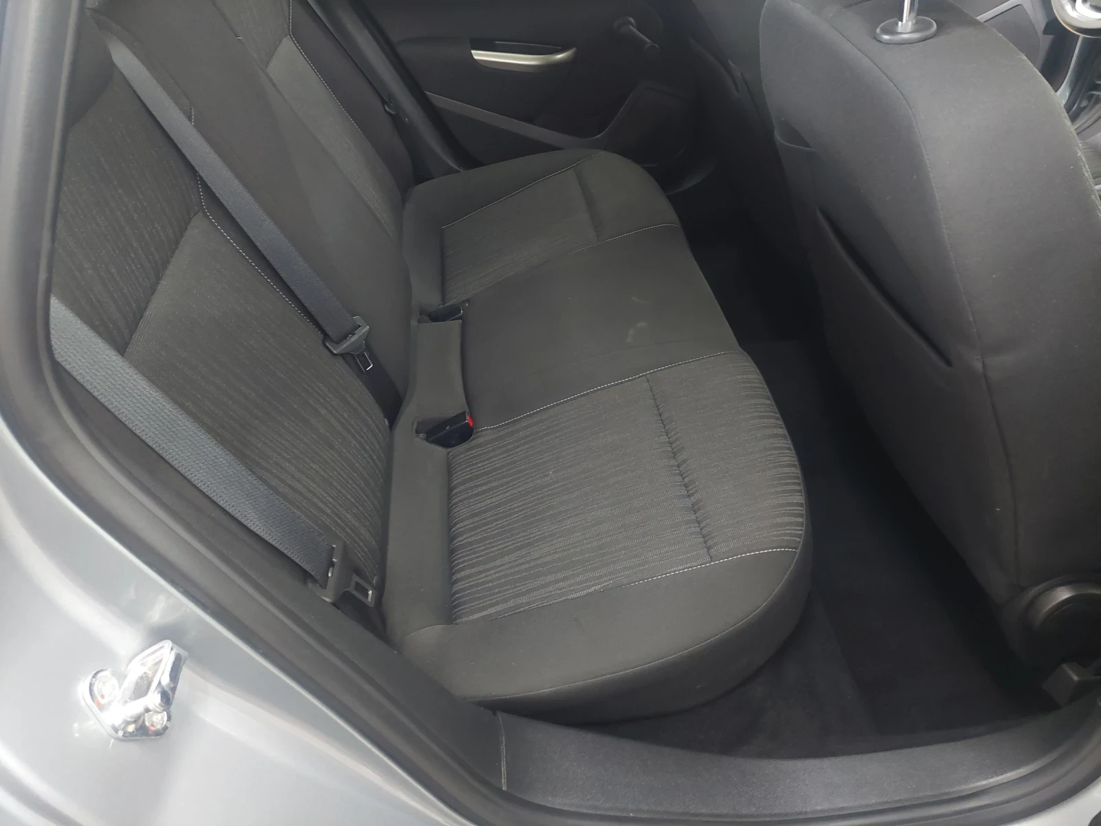 Opel Astra, снимка 12 - Автомобили и джипове - 54647003