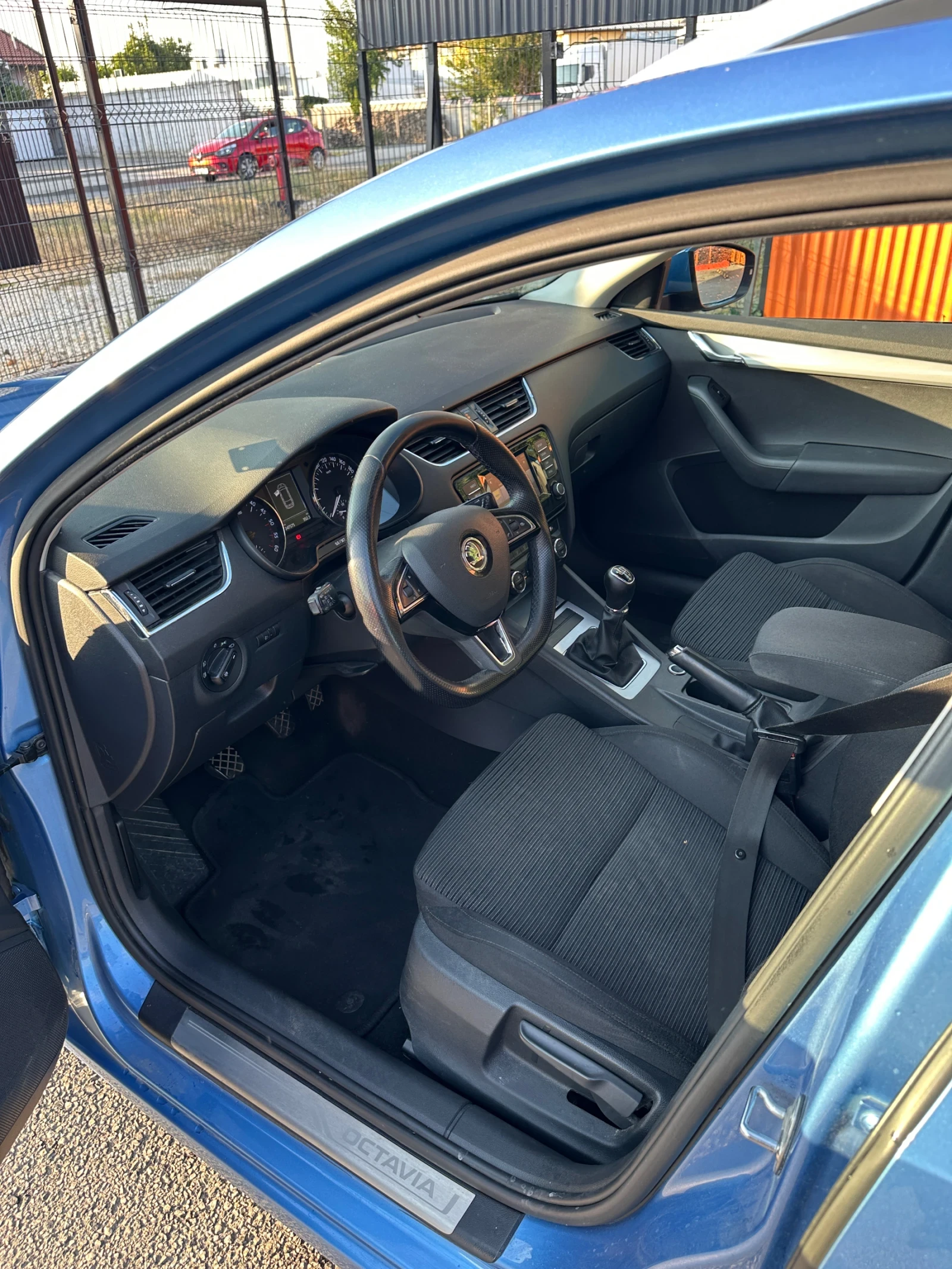 Skoda Octavia, снимка 7 - Автомобили и джипове - 54792867