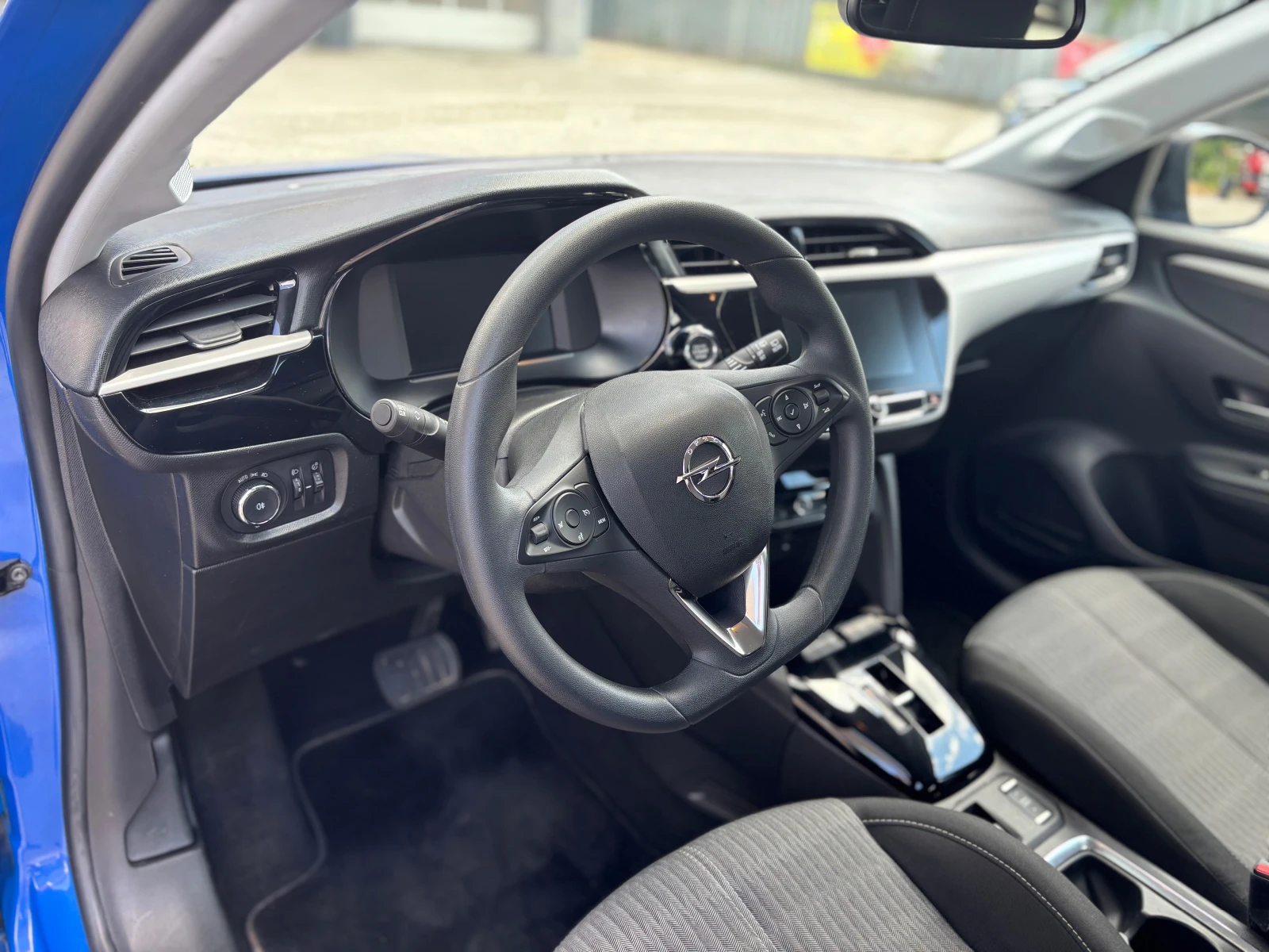 Opel Corsa Electric Face, снимка 10 - Автомобили и джипове - 54899336