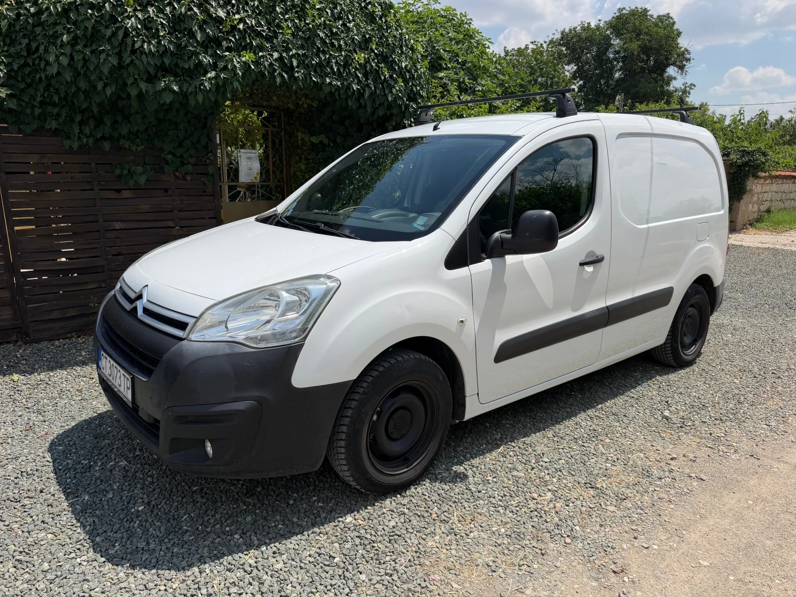 Citroen Berlingo 1.6 HDI Отличен/ обслужен/ нов съединител
