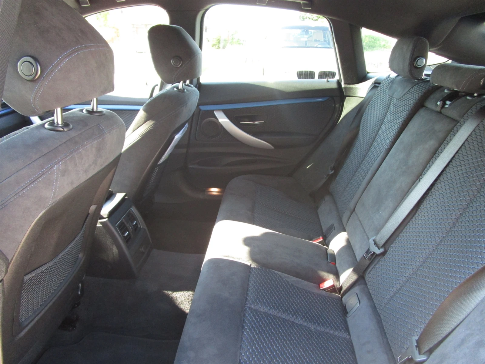 BMW 320 xDrive Гран Туризмо, снимка 8 - Автомобили и джипове - 55117515