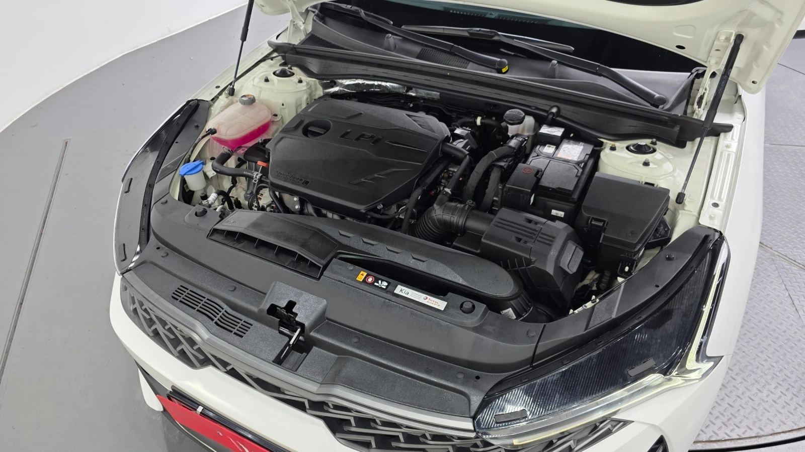 Kia K5 Фабрична Газ, снимка 5 - Автомобили и джипове - 55239661