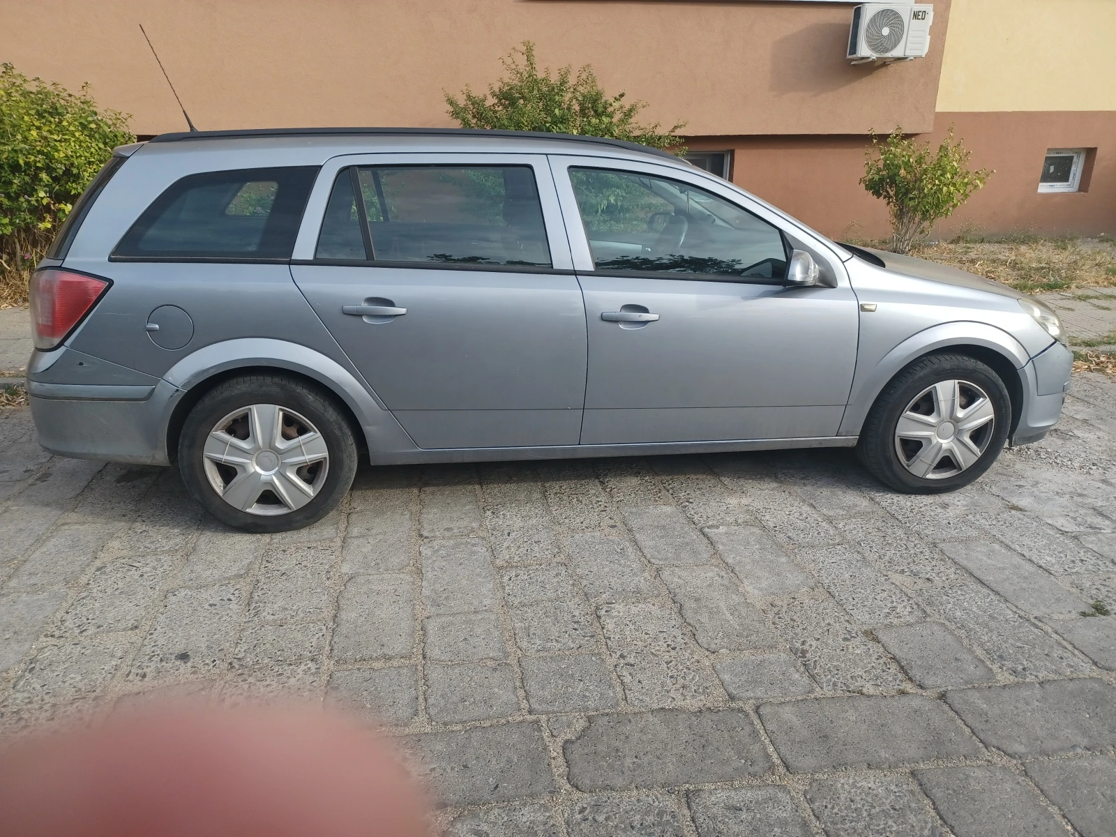 Opel Astra 1, 6, снимка 2 - Автомобили и джипове - 56645024