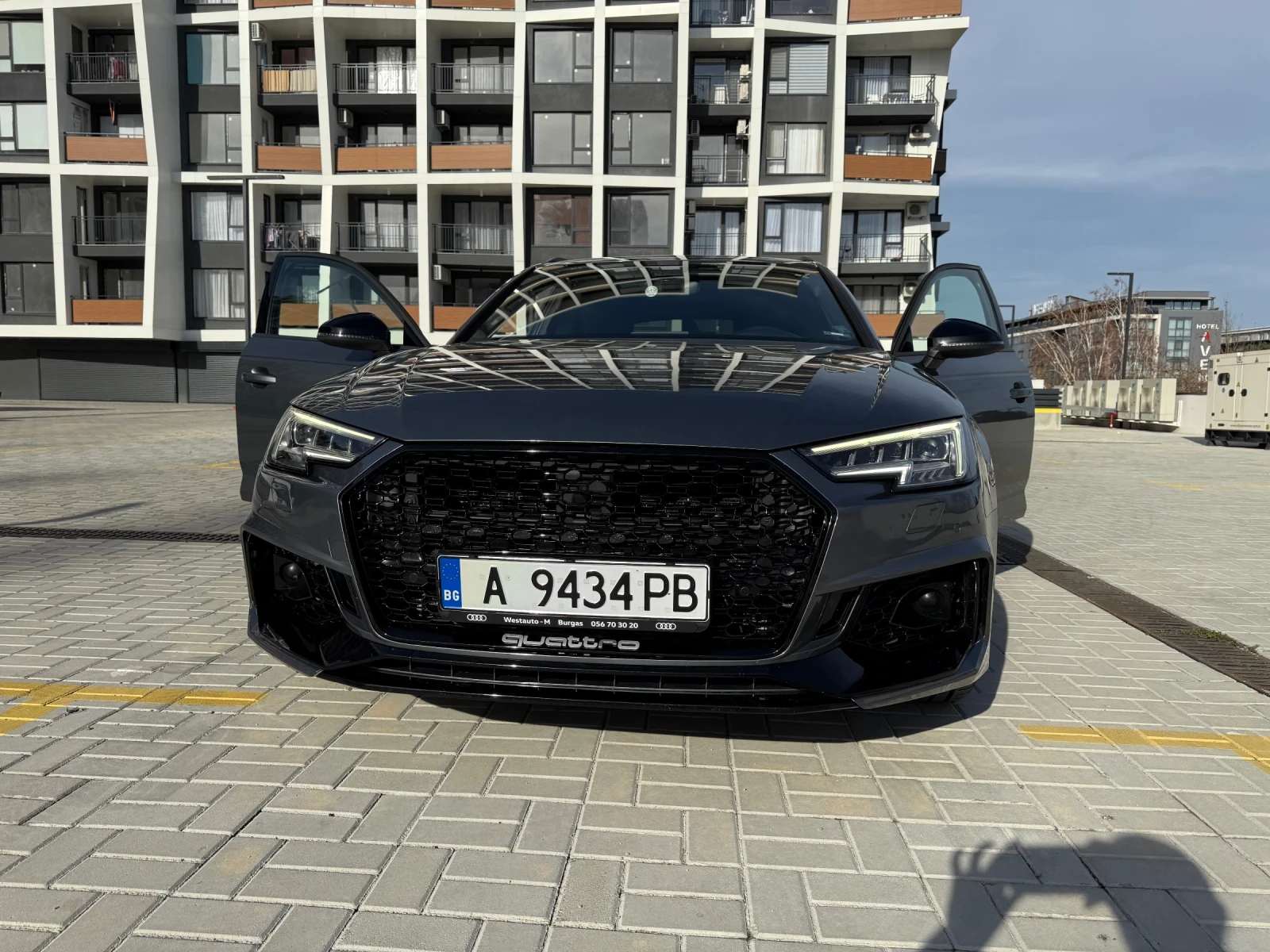 Audi A4, снимка 2 - Автомобили и джипове - 56728080