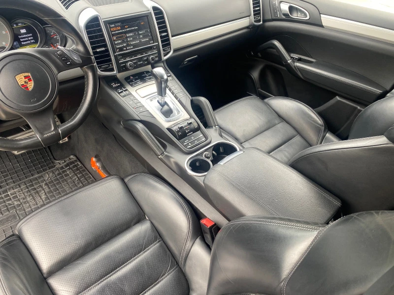 Porsche Cayenne S 4.2 tdi keyless pano full, снимка 11 - Автомобили и джипове - 39038869