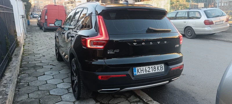 Volvo XC40, снимка 4 - Автомобили и джипове - 48383349