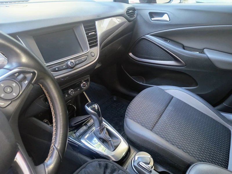 Opel Crossland X Turbo, снимка 16 - Автомобили и джипове - 52493138
