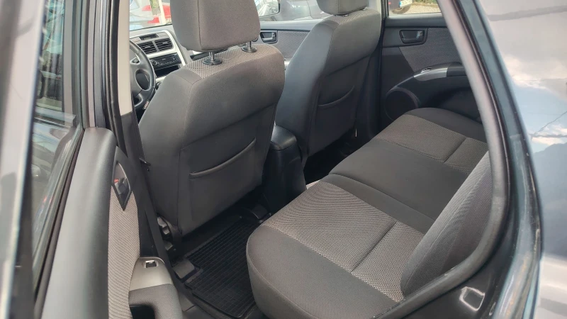 Kia Sportage 2, 0-141к.с.GPL, снимка 11 - Автомобили и джипове - 53244064