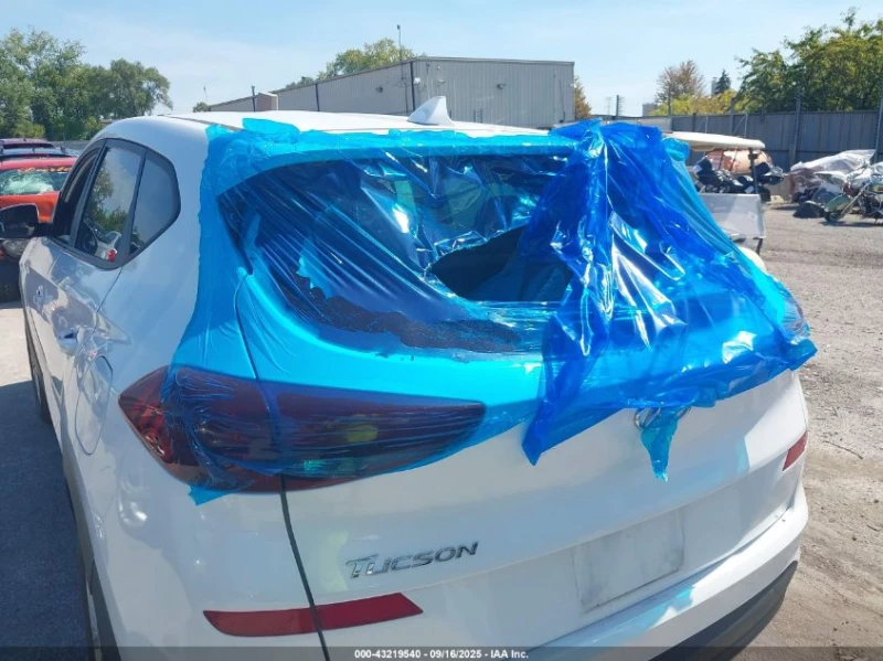 Hyundai Tucson 2.0L I-4 DI, DOHC, VVT, 161HP Front Wheel Drive, снимка 10 - Автомобили и джипове - 53342734