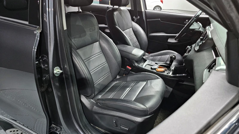 Kia Sorento 2.0CRDI/4x4/Пълна сервизна !!!, снимка 7 - Автомобили и джипове - 53355286