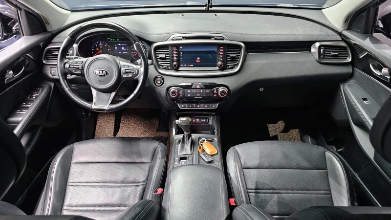 Kia Sorento 2.0CRDI/4x4/Пълна сервизна !!!, снимка 6 - Автомобили и джипове - 53355286
