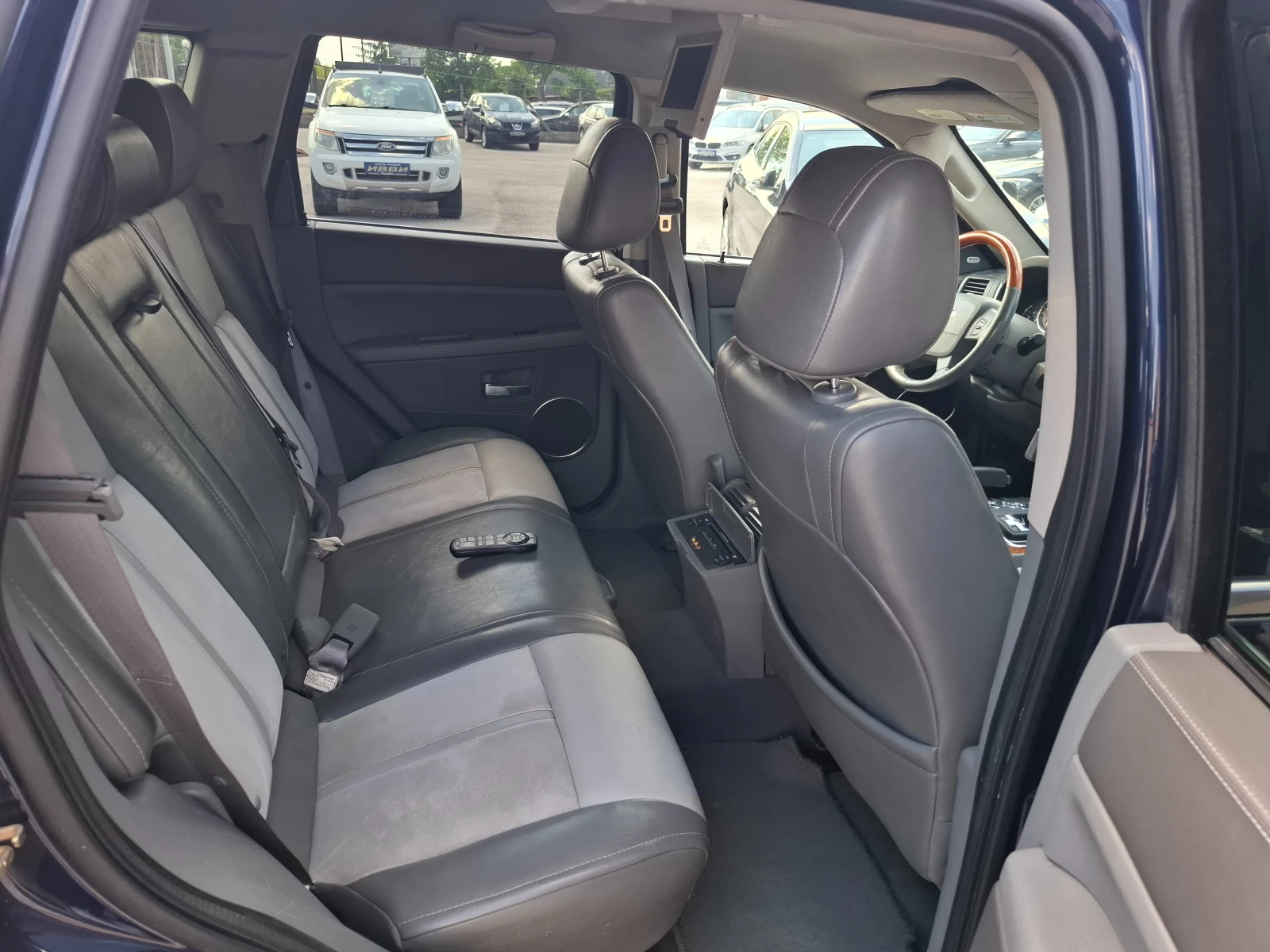 Jeep Grand cherokee 3.0 CRD OVERLAND - изображение 8
