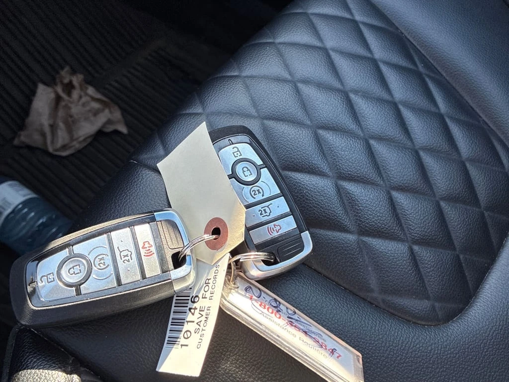 Ford Edge * Titanium * CARFAX *    | Mobile.bg   14