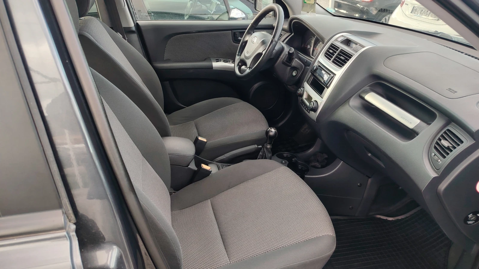Kia Sportage 2, 0-141к.с.GPL - изображение 9