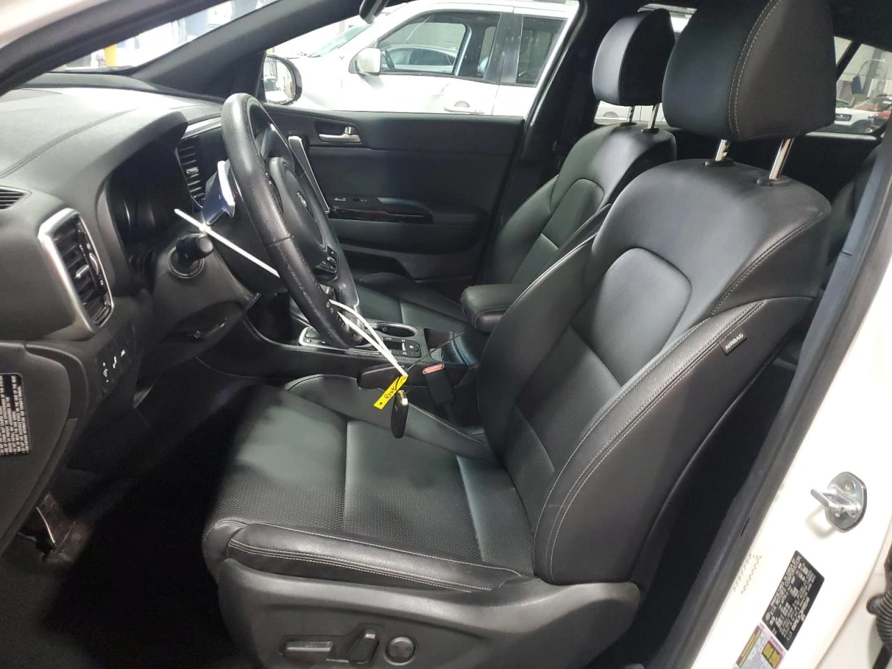 Kia Sportage S 2.4L AWD КРАЙНА ЦЕНА! КОЖА/ПОДГРЕВИ - изображение 8