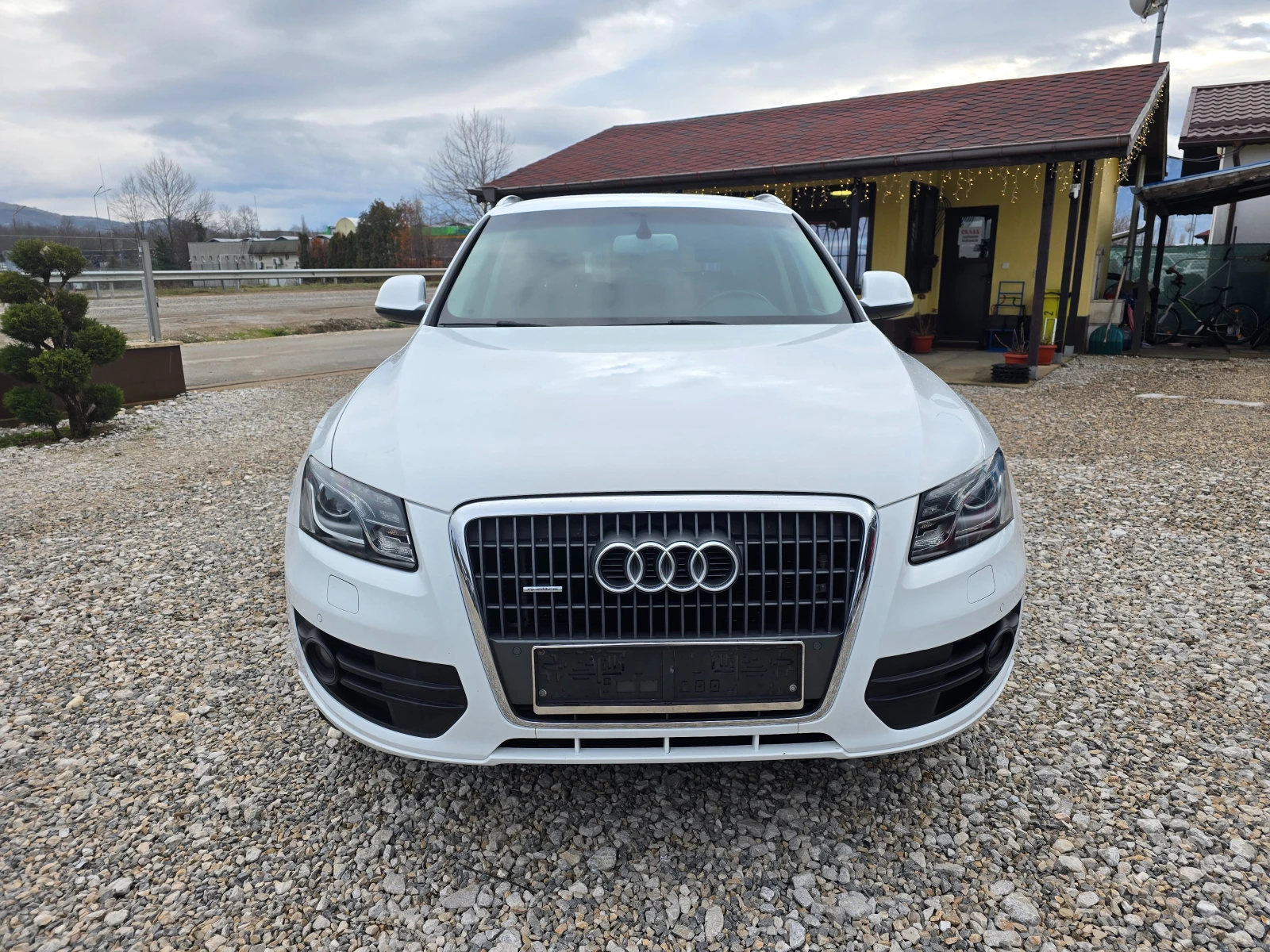 Audi Q5 2.0 TDI Quattro ! ! РЕАЛНИ КИЛОМЕТРИ - изображение 8