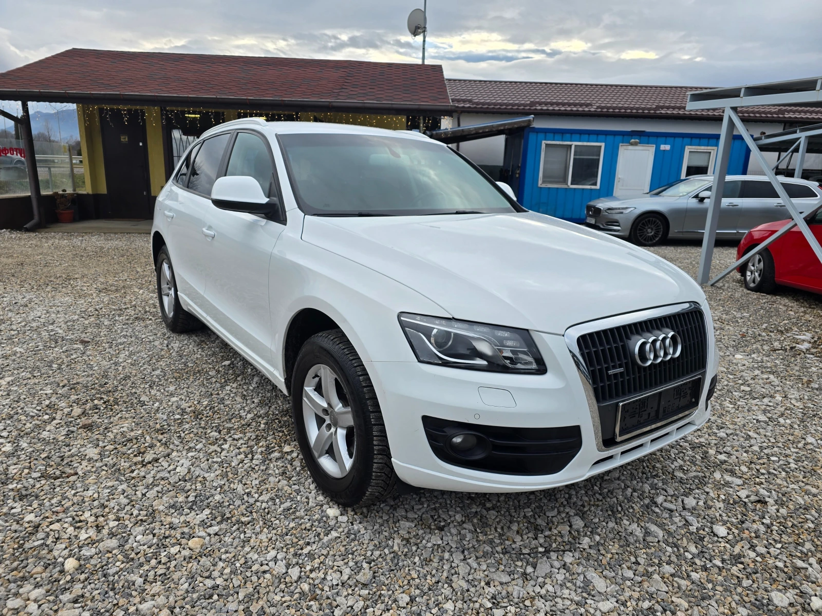 Audi Q5 2.0 TDI Quattro ! ! РЕАЛНИ КИЛОМЕТРИ - изображение 7