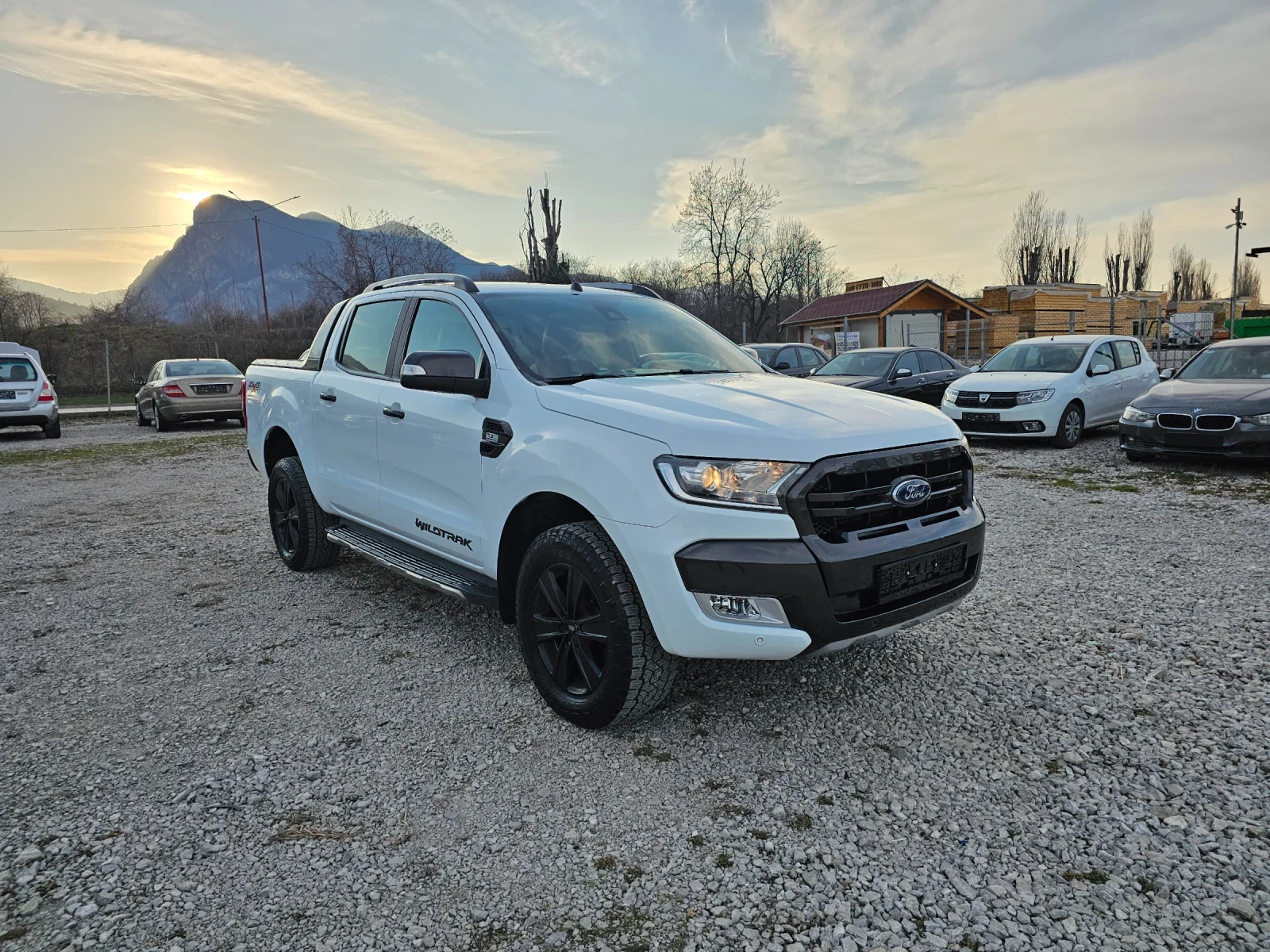 Ford Ranger 3.2 WILDTRAK 4х4 Automatic TOP, снимка 2 - Автомобили и джипове - 53788271