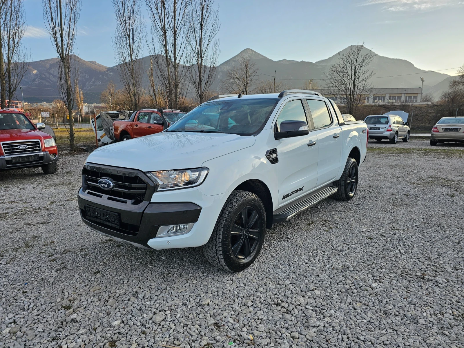 Ford Ranger 3.2 WILDTRAK 4х4 Automatic TOP