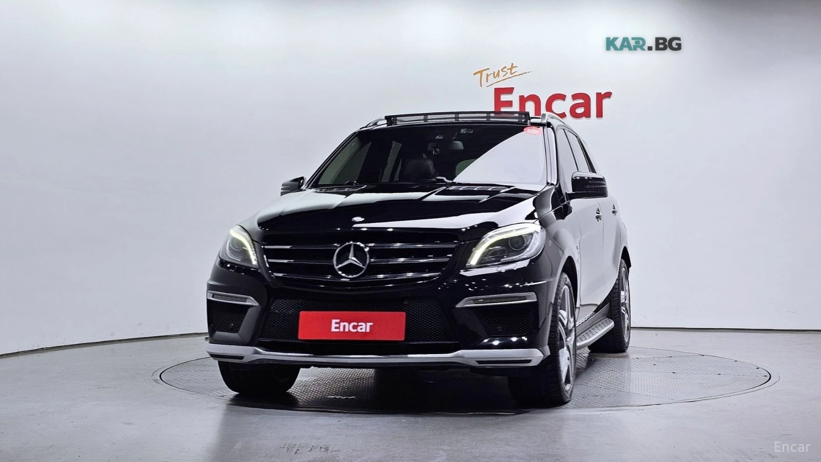Mercedes-Benz ML 63 AMG 4MATIC/LANE DEPARTURE/DRIVER ASSIST, снимка 3 - Автомобили и джипове - 54763731