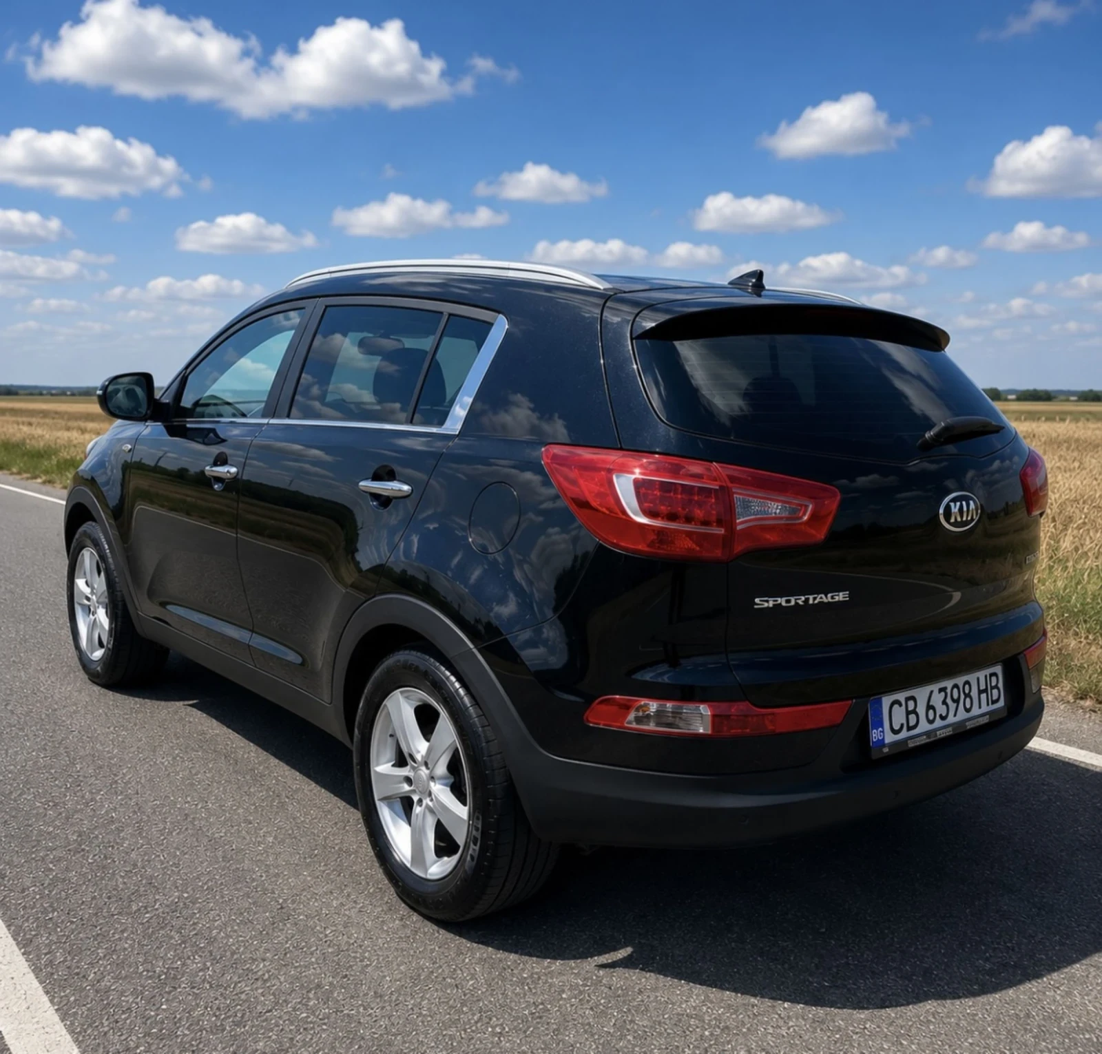 Kia Sportage 2.0 4х4, снимка 3 - Автомобили и джипове - 55298112
