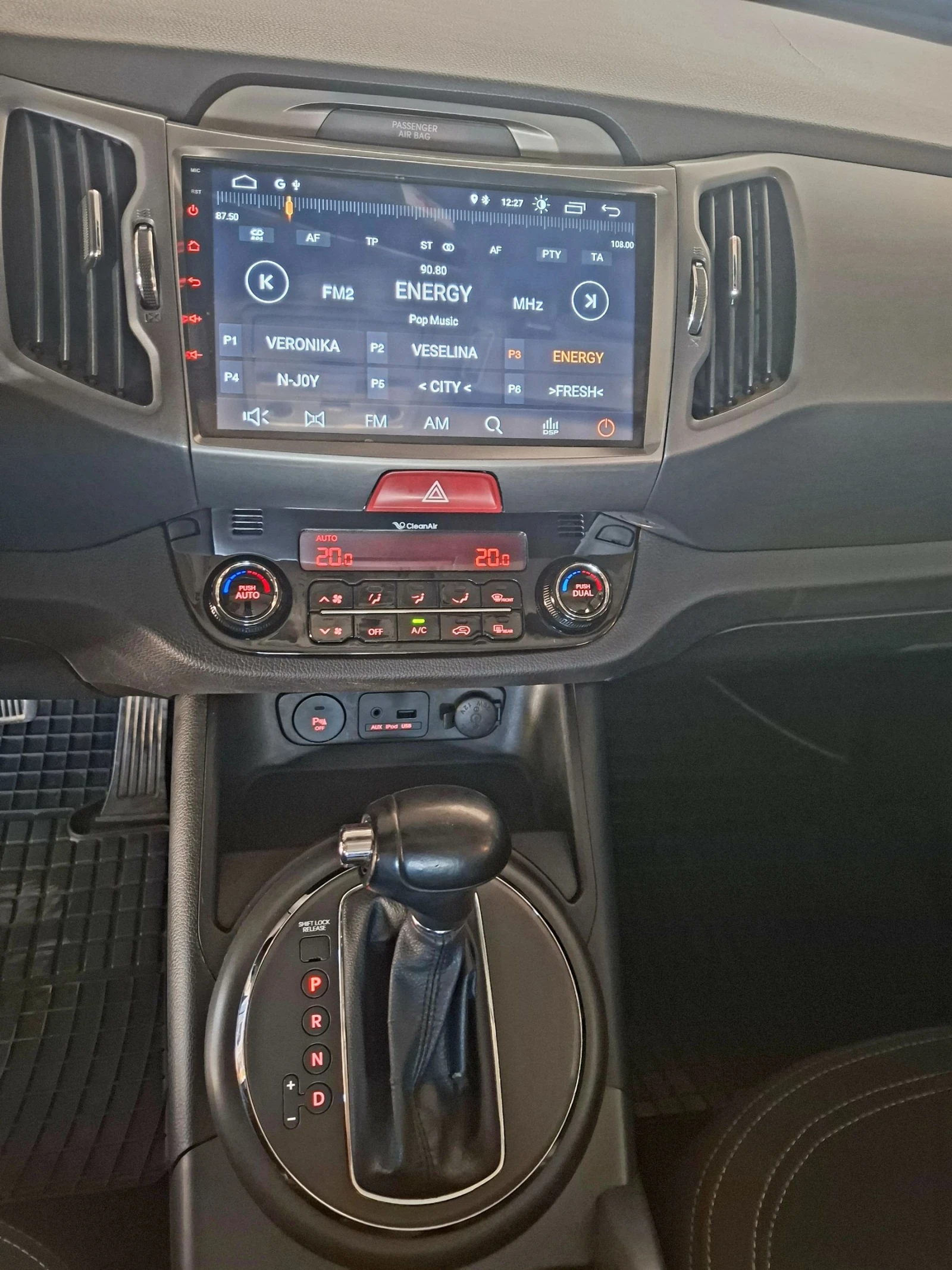 Kia Sportage 2.0 4х4, снимка 4 - Автомобили и джипове - 55298112