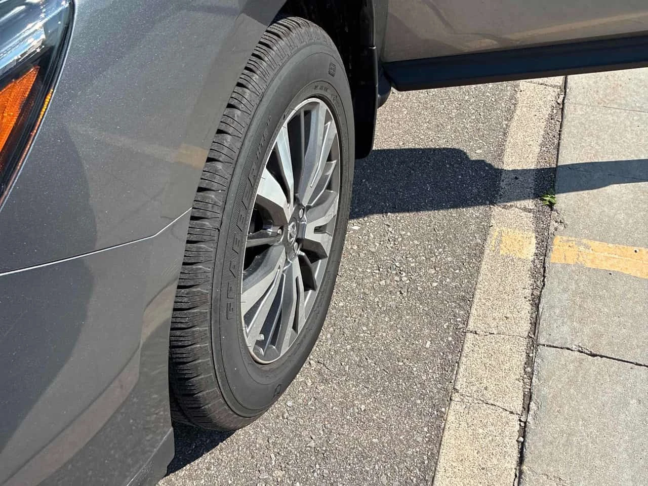 Nissan Pathfinder * 4WD 4dr * CARFAX * БЕЗ ПЪРВОНАЧАЛНА ВНОСКА, снимка 15 - Автомобили и джипове - 55463105