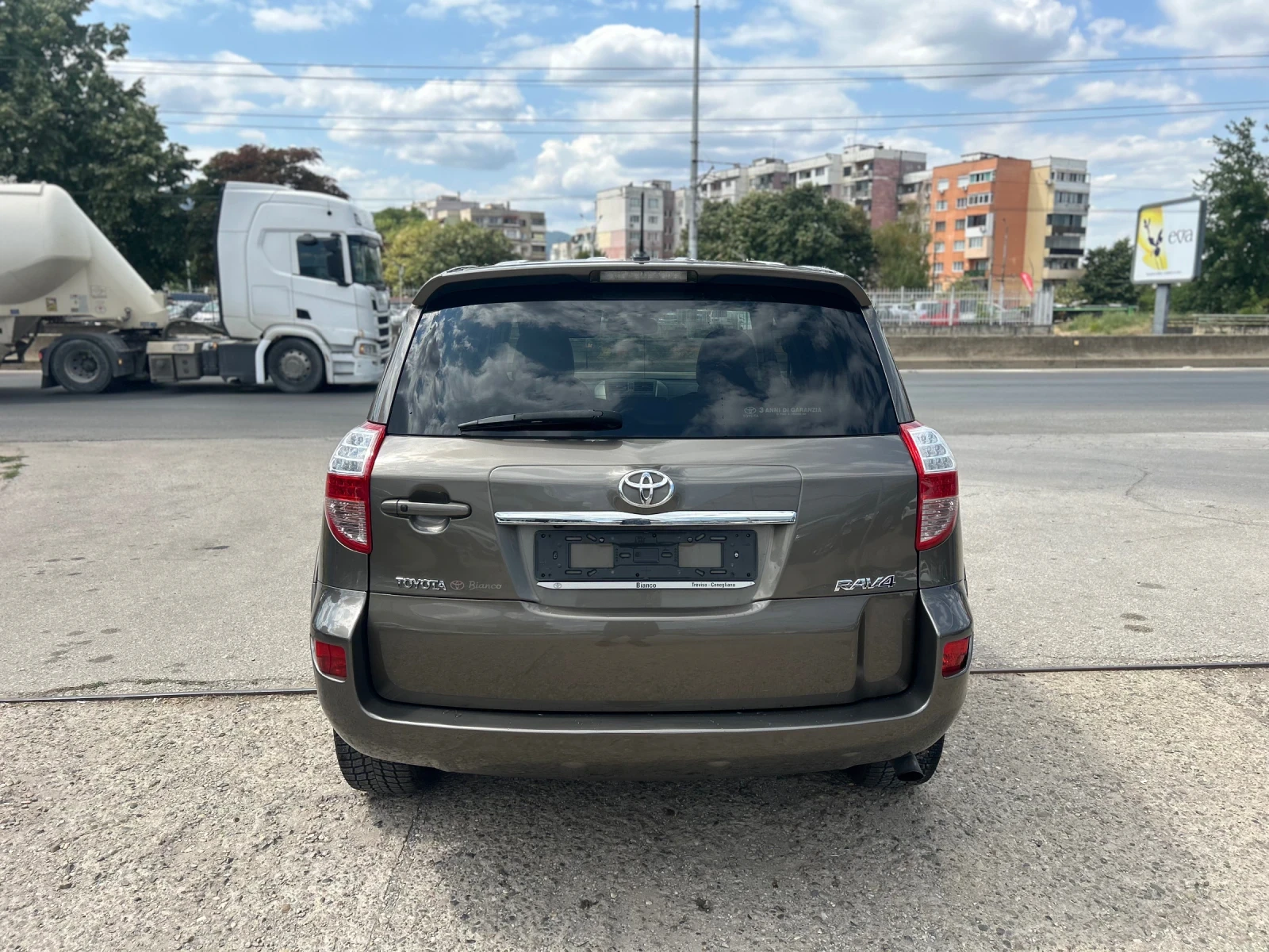 Toyota Rav4 4x4, снимка 6 - Автомобили и джипове - 55665234
