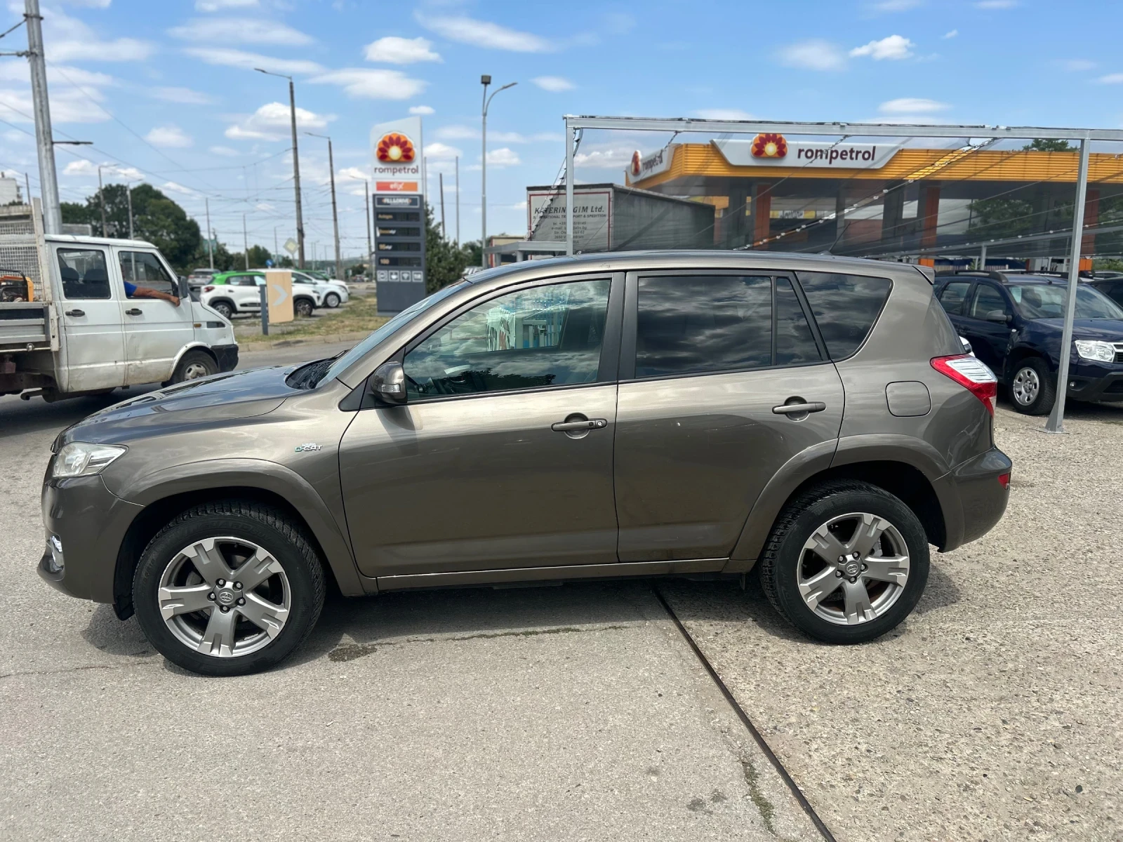 Toyota Rav4 4x4, снимка 8 - Автомобили и джипове - 55665234
