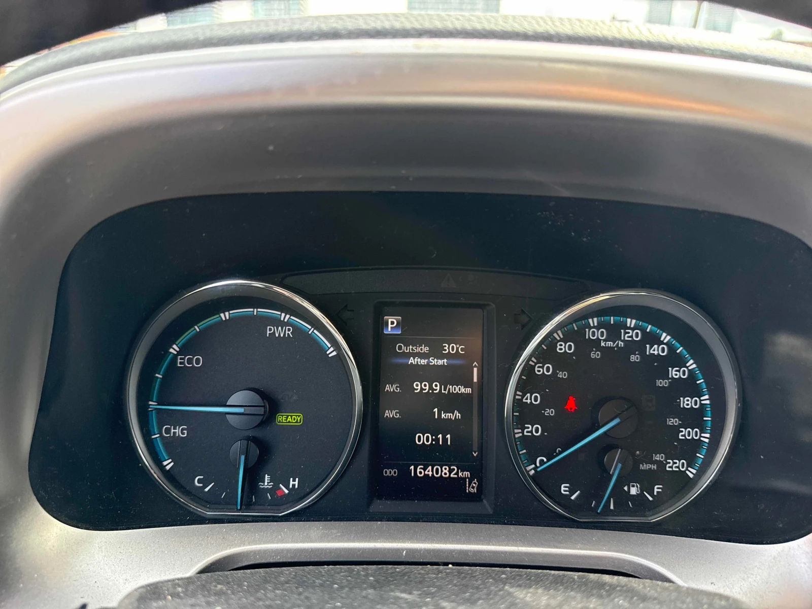 Toyota Rav4 Hybrid Limited | CARFAX | АВТОКРЕДИТ , снимка 8 - Автомобили и джипове - 55982807