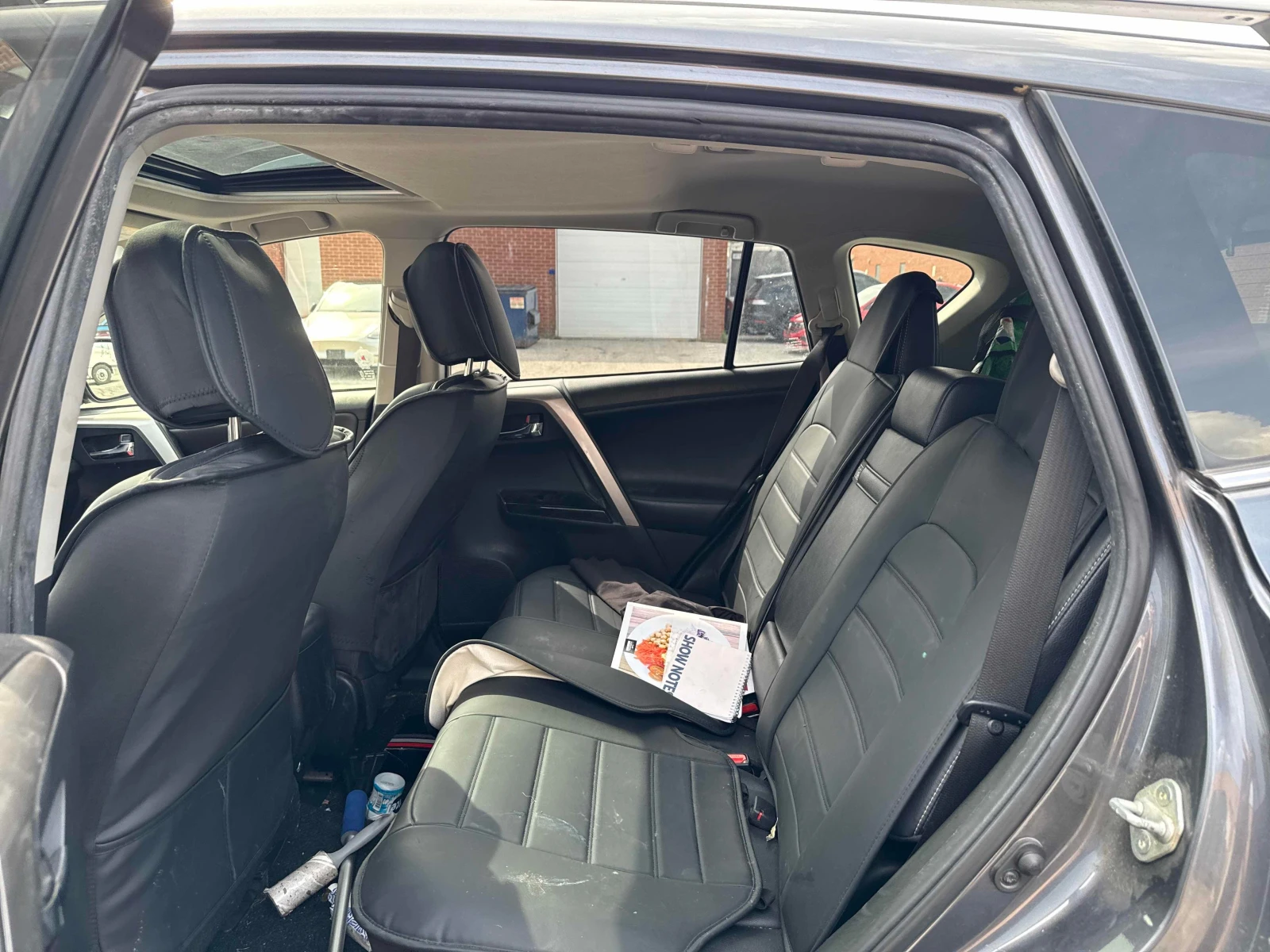 Toyota Rav4 Hybrid Limited | CARFAX | АВТОКРЕДИТ , снимка 14 - Автомобили и джипове - 55982807