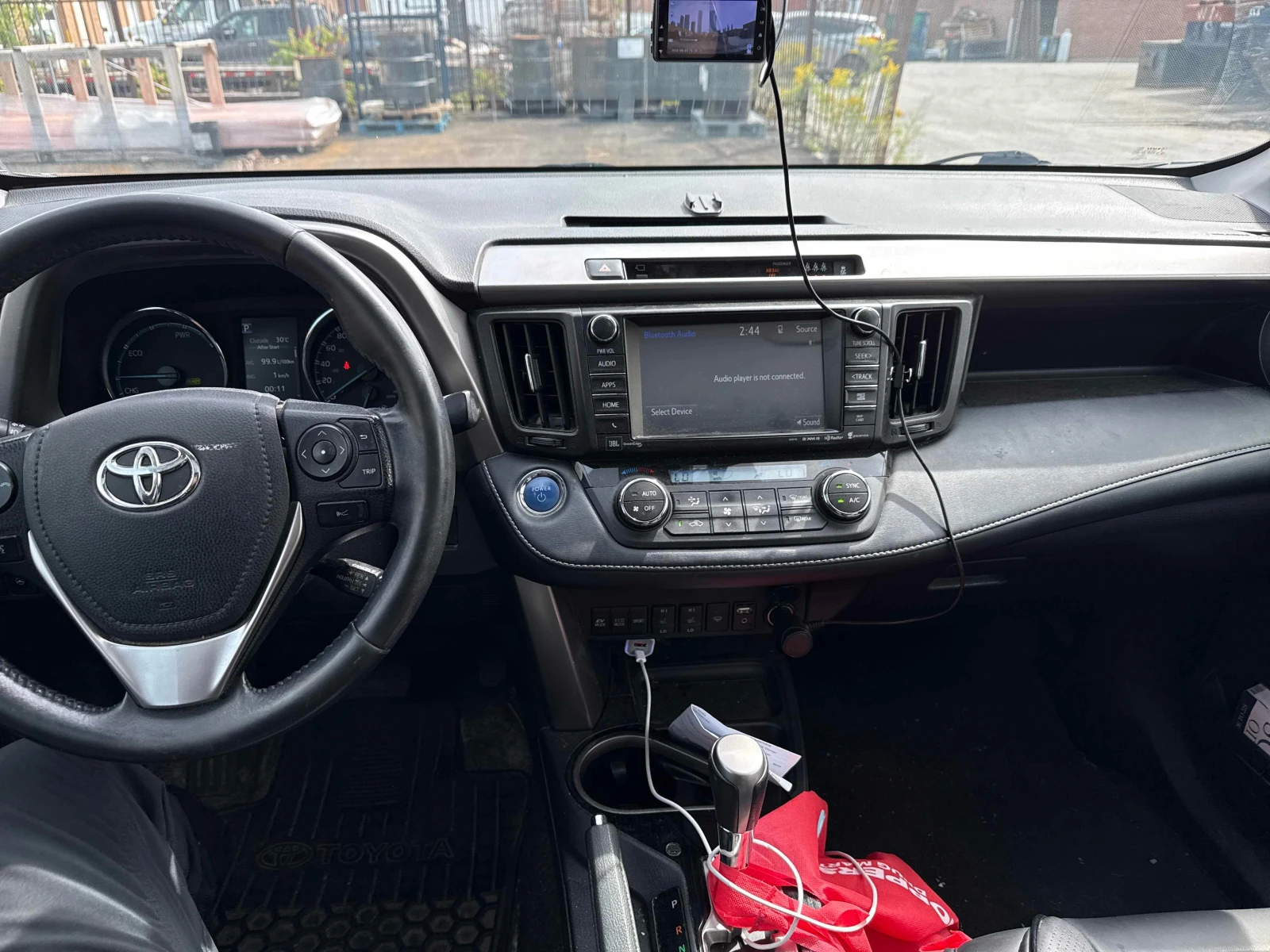 Toyota Rav4 Hybrid Limited | CARFAX | АВТОКРЕДИТ , снимка 9 - Автомобили и джипове - 55982807