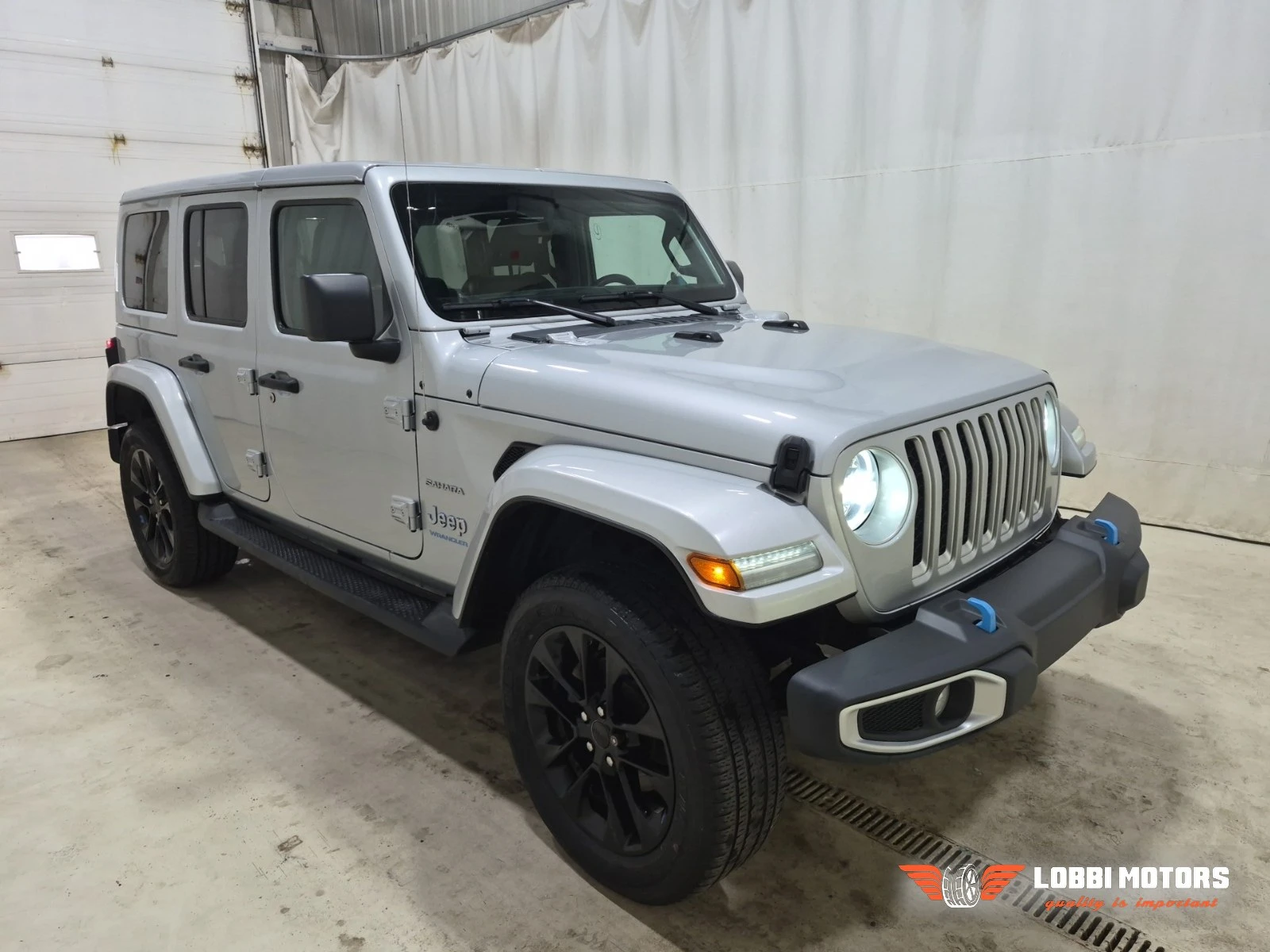 Jeep Wrangler, снимка 2 - Автомобили и джипове - 56411306