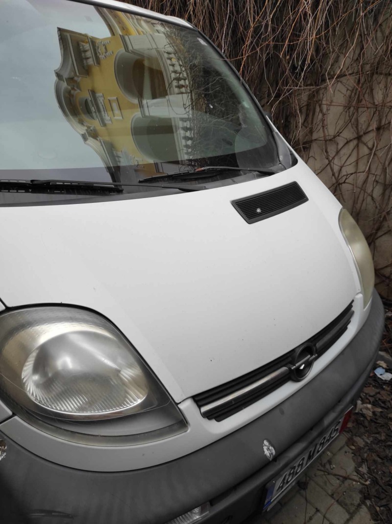 Opel Vivaro 6 скорости, снимка 1 - Бусове и автобуси - 44997718