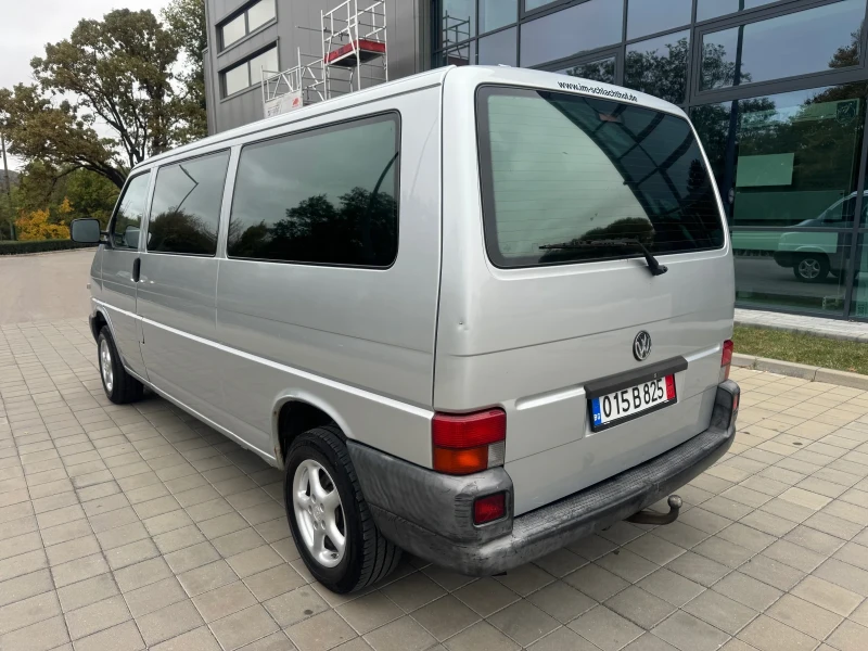 VW Caravelle 2.5TDI 8+ 1м.КлиматроникAвтопилот, снимка 5 - Бусове и автобуси - 47439479