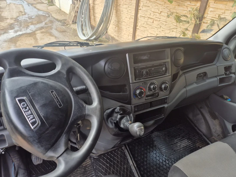 Iveco Daily, снимка 6 - Бусове и автобуси - 52292674