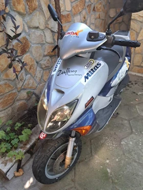 Honda X8R-S | Mobile.bg    5